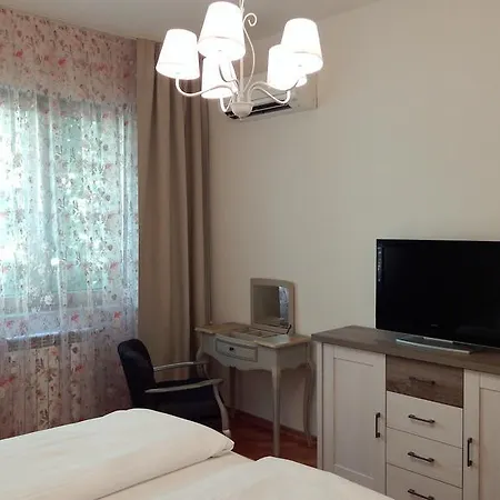 Blvd Vitosha City Center Lifestyle Apartment Sofia